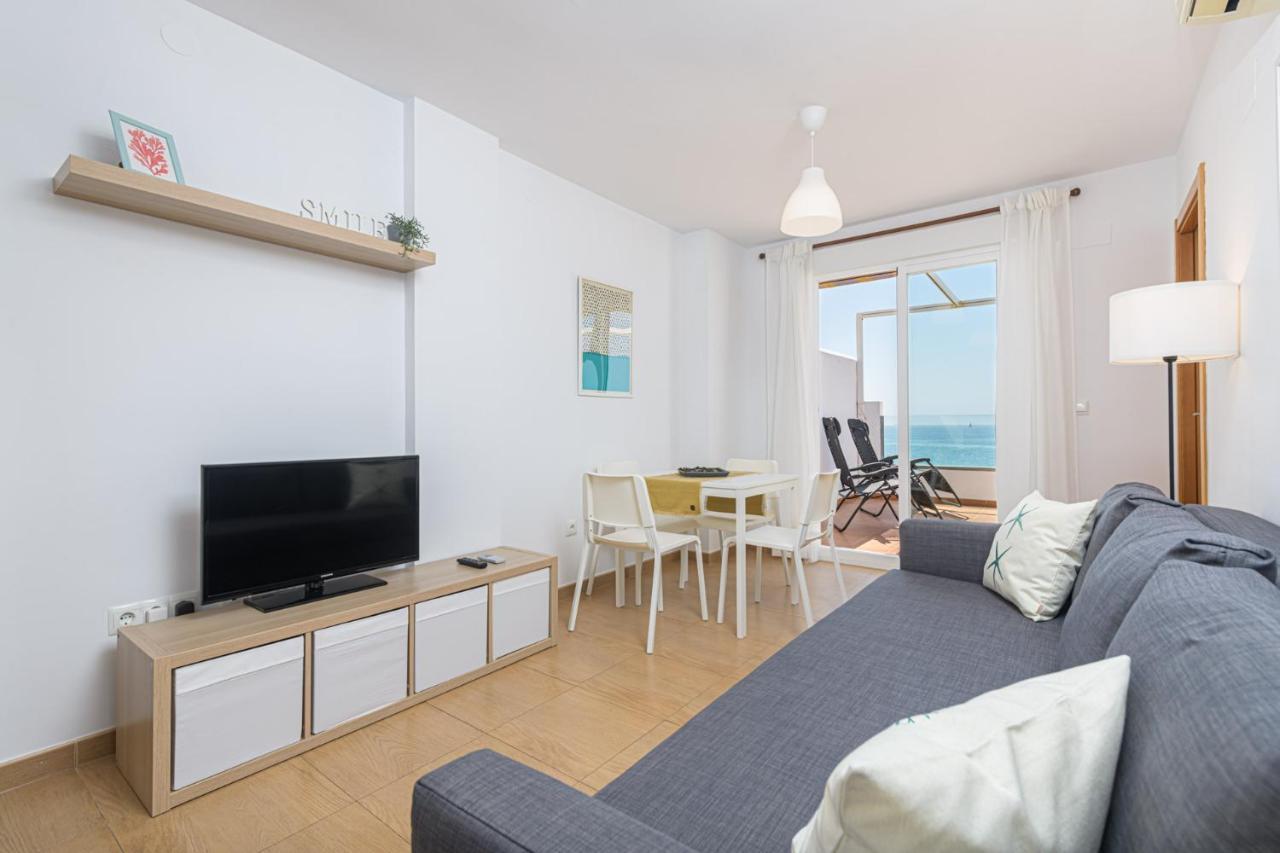 Wintowinrentals Amazing Front Sea View & Relax Torre de Benagalbon Kültér fotó
