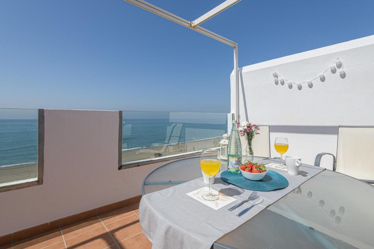 Wintowinrentals Amazing Front Sea View & Relax Torre de Benagalbon Kültér fotó