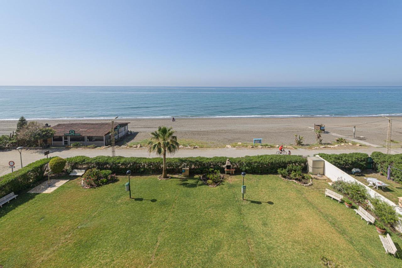 Wintowinrentals Amazing Front Sea View & Relax Torre de Benagalbon Kültér fotó